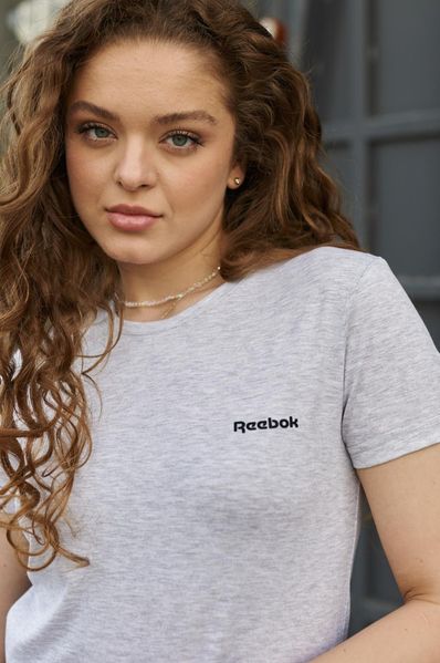 Жіноча футболка Reebok сіра 33367 фото