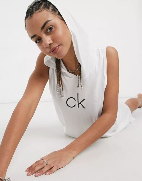 Літня пляжна сукня туніка Calvin Klein біла, з капюшоном 47763 фото