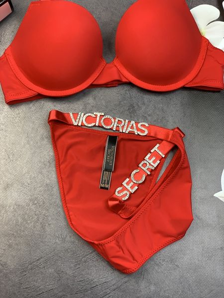 Комплект женский Victoria’s Secret Model Буквы топ+трусики Красный kk013 20359 фото